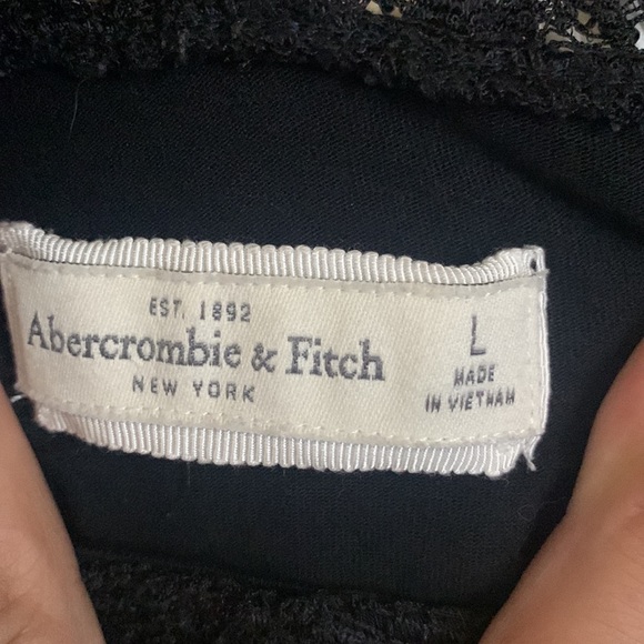 Black lace crop top with built in tank - Picture 2 of 2